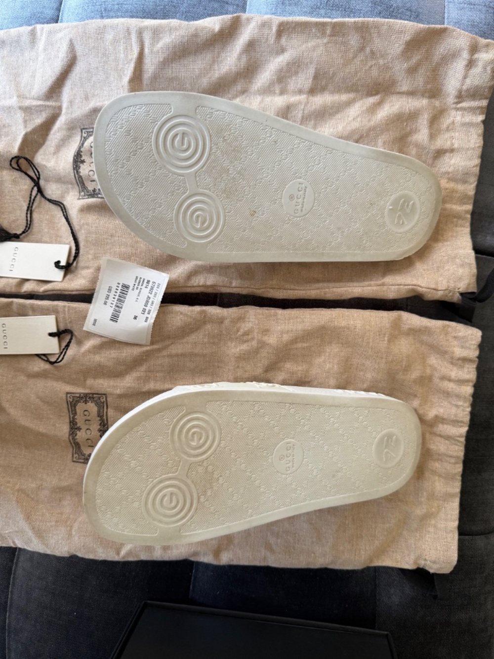 Used Gucci Rubber Slides - Picture 5 of 6